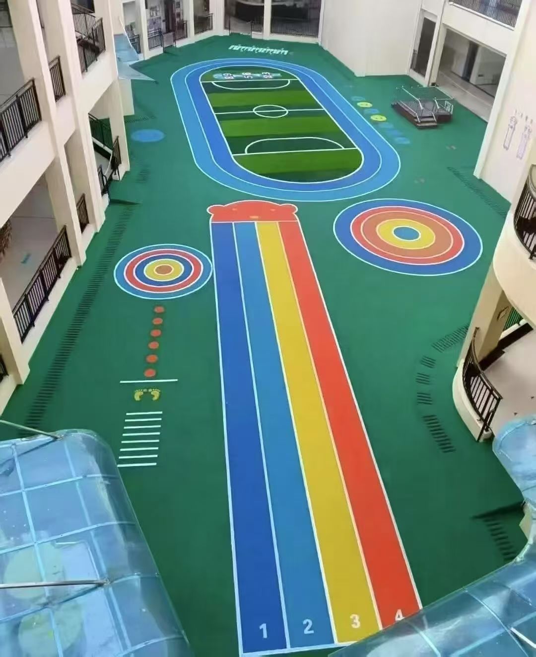 【海口市】混合型塑胶跑道口碑好的专业厂家，品质可靠服务优秀
